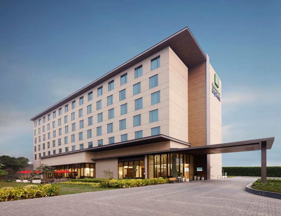 Holiday Inn Express Kolkata Airport By Ihg Exterior photo