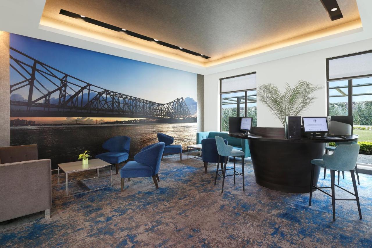 Holiday Inn Express Kolkata Airport By Ihg Exterior photo