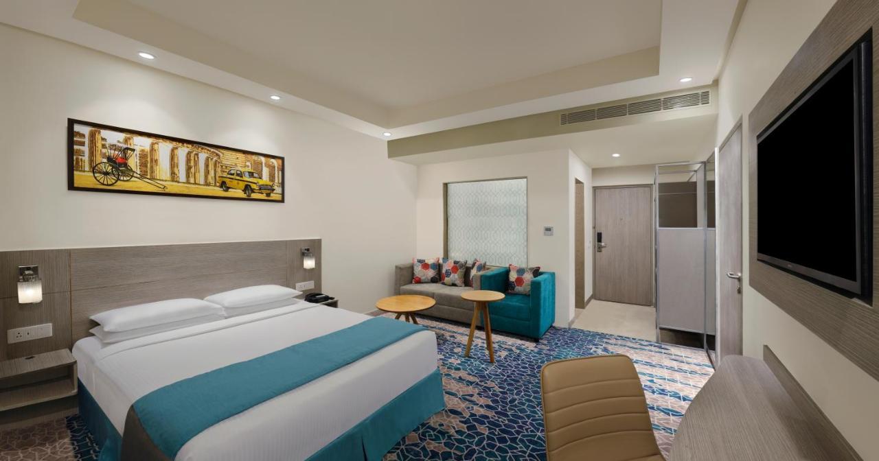 Holiday Inn Express Kolkata Airport By Ihg Exterior photo