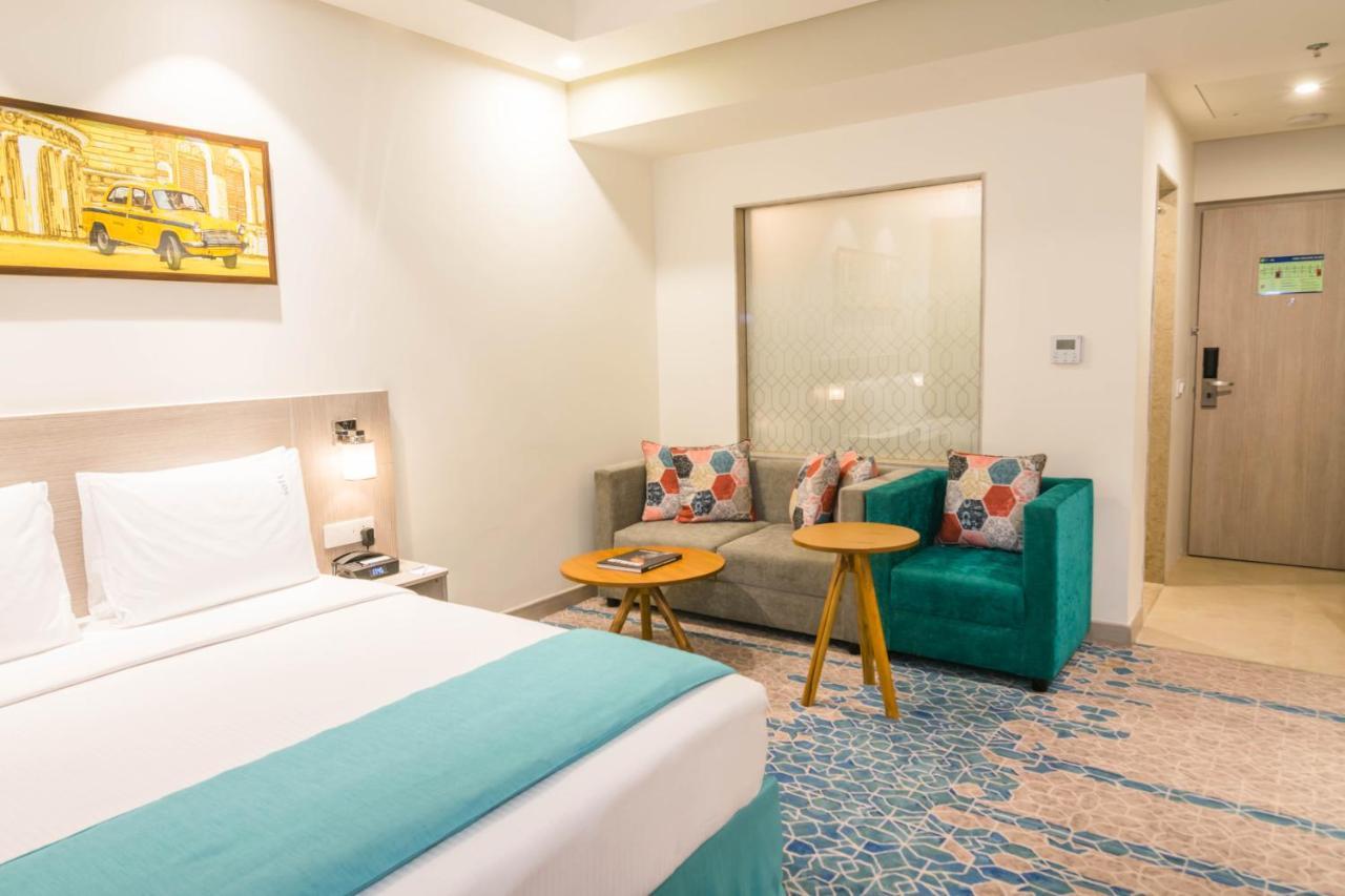 Holiday Inn Express Kolkata Airport By Ihg Exterior photo